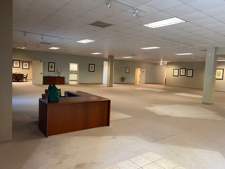 More Photos Of 7168 Moore Dr, Southaven Freestanding For Lease