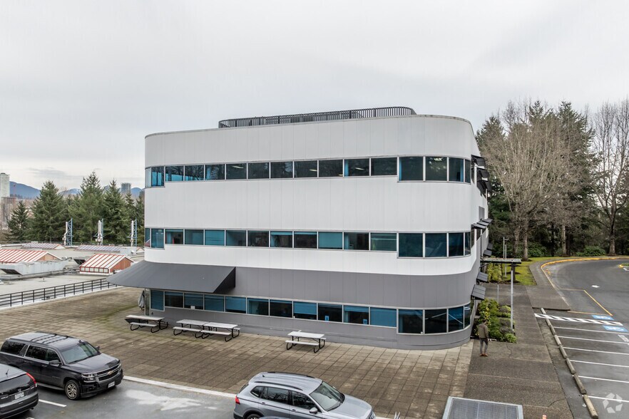 More Photos Of 4225 Kincaid St, Burnaby Office For Sale