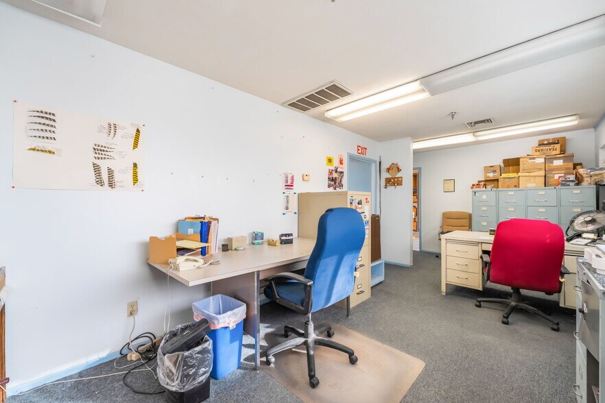 More Photos Of 480 Pat Ave, Overton Industrial For Sale