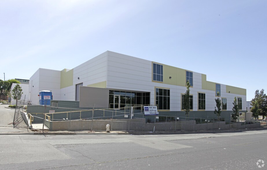 Primary Photo Of 3953 Industrial Way, Concord Warehouse For Lease