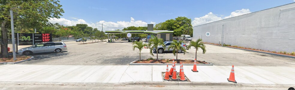 More Photos Of 1301 NE 4th Ave, Fort Lauderdale Service Station For Sale