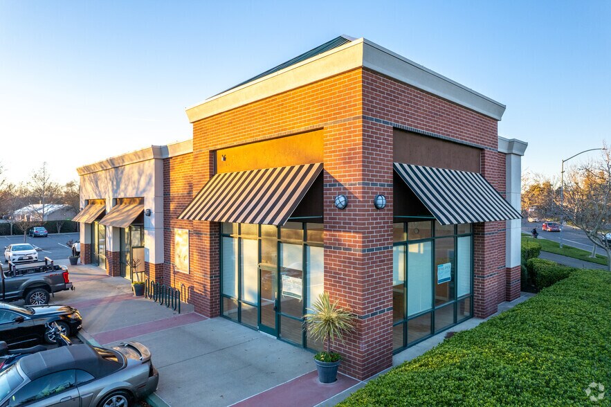 Primary Photo Of 2151 Cowell Blvd, Davis General Retail For Lease