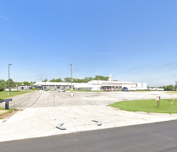 Primary Photo Of 823 N Cedar St, Monticello Industrial For Lease