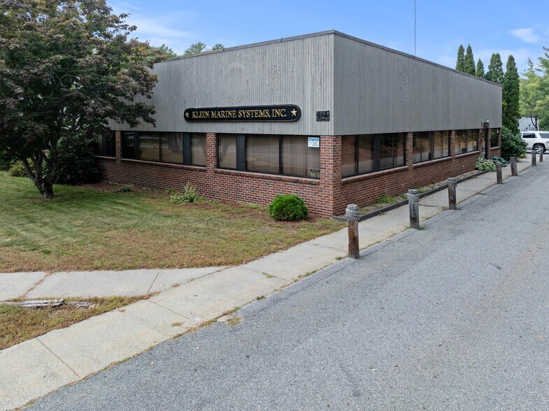 More Photos Of 11 Klein Dr, Salem Manufacturing For Sale