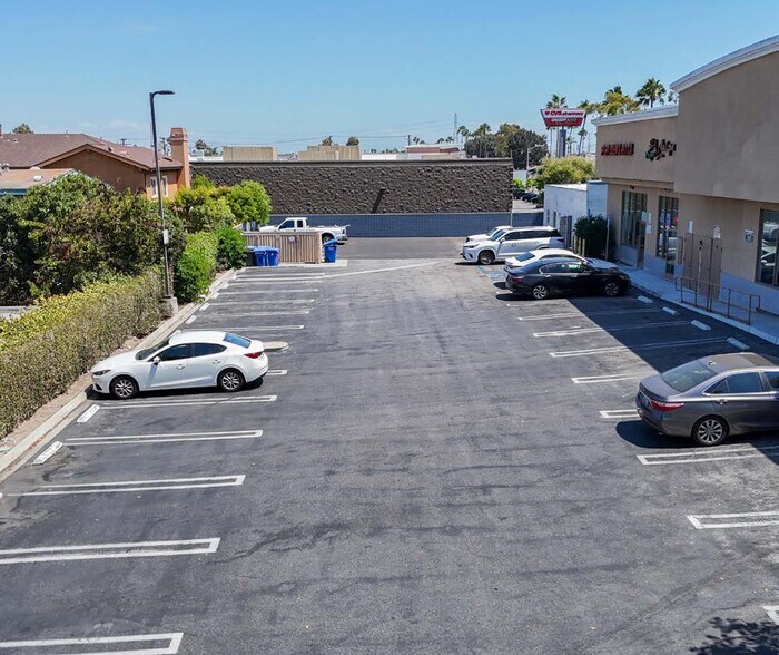 More Photos Of 2101-2105 Artesia Blvd, Redondo Beach Freestanding For Sale