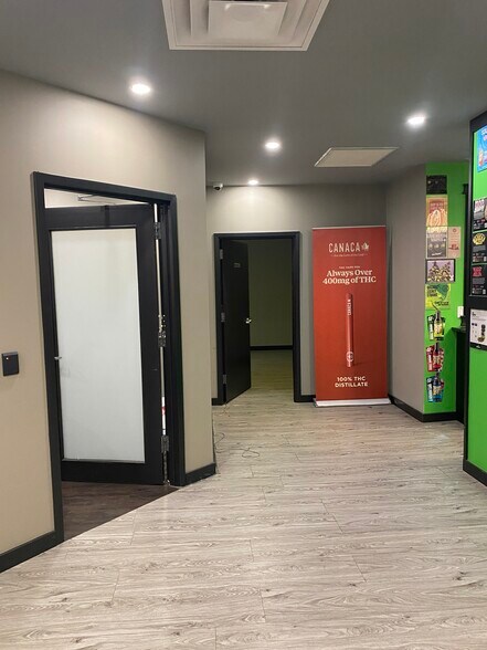 More Photos Of 6 Blackfoot Road, Sherwood Pk, Sherwood Park Office For Lease