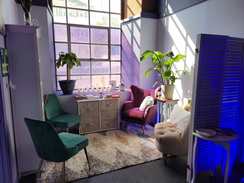 More Photos Of 418 Quequechan St, Fall River Light Manufacturing For Sale