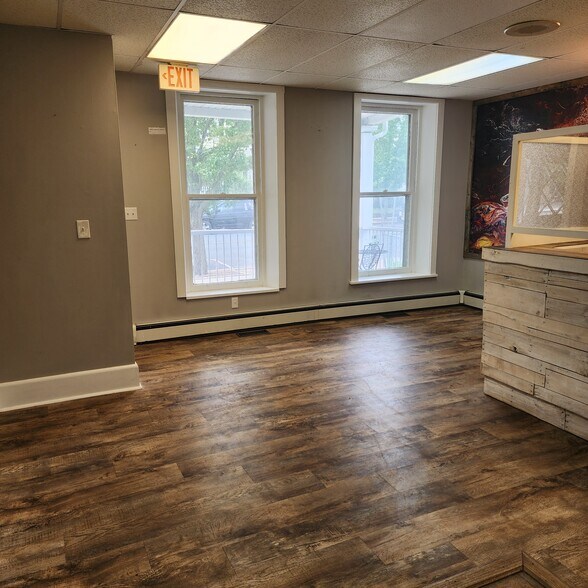 More Photos Of 37 W Washington Ave, Washington Storefront Retail Residential For Lease