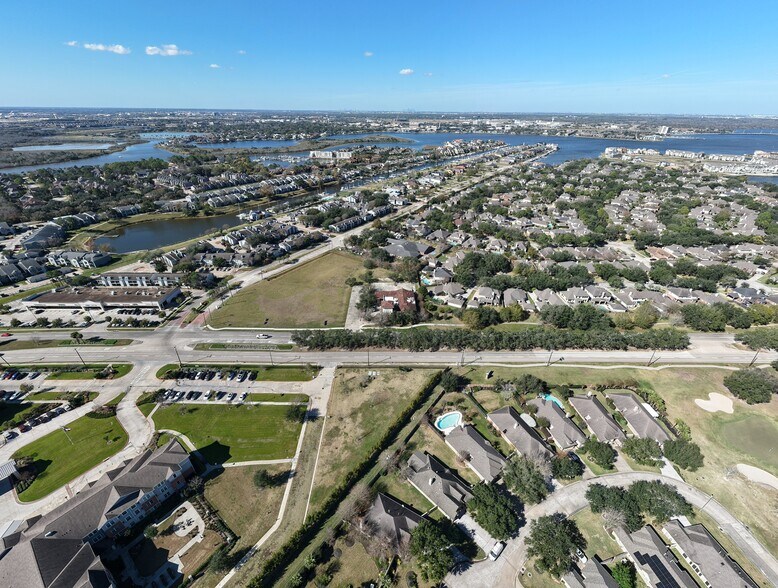 More Photos Of 2622 Marina Bay Dr, League City Medical For Lease