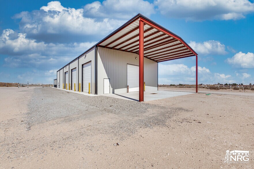 More Photos Of 3015 W County Road 135, Midland Warehouse For Sale