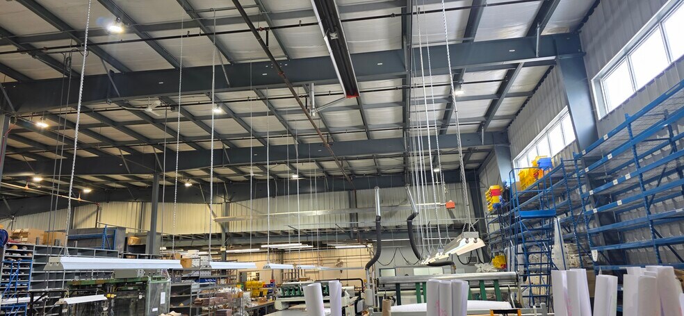 More Photos Of 39 E Davis St, Quinte West Industrial For Sale
