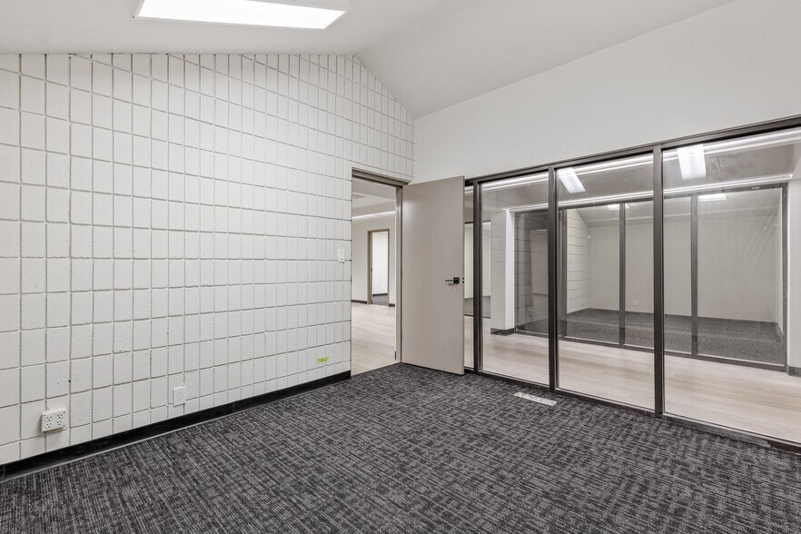 More Photos Of 1515 S Boulder Ave, Tulsa Office For Lease