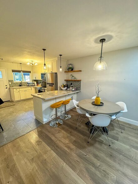 More Photos Of 863 Palomino Dr, Pleasanton Apartments For Sale