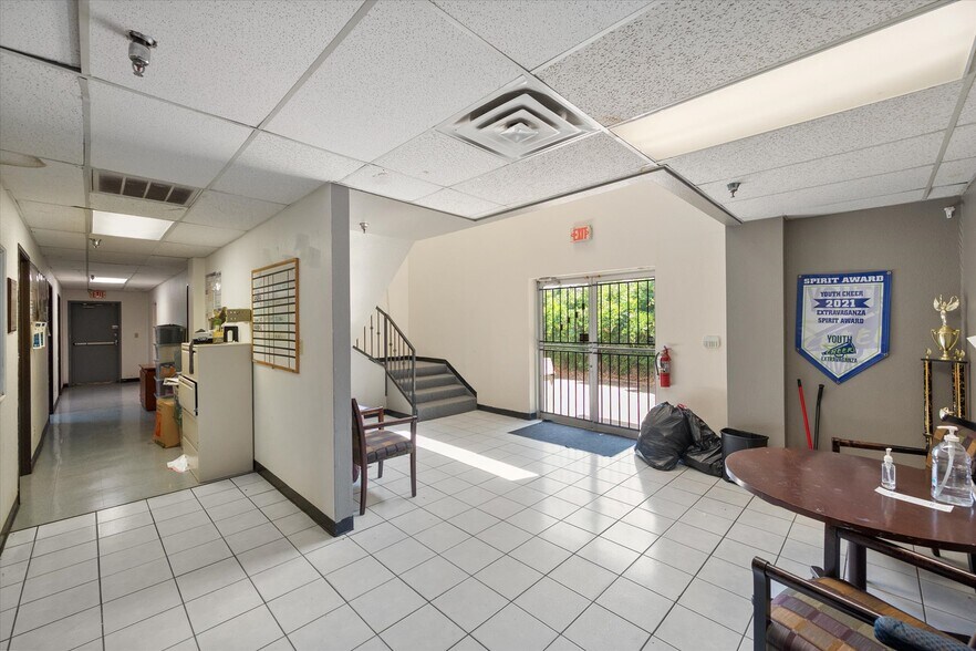 More Photos Of 4109 Mansfield Hwy, Forest Hill Schools For Sale