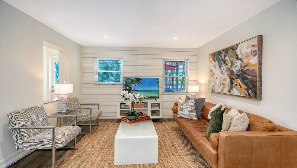 More Photos Of 5610 AVENIDA DEL MARE, Sarasota Specialty For Sale