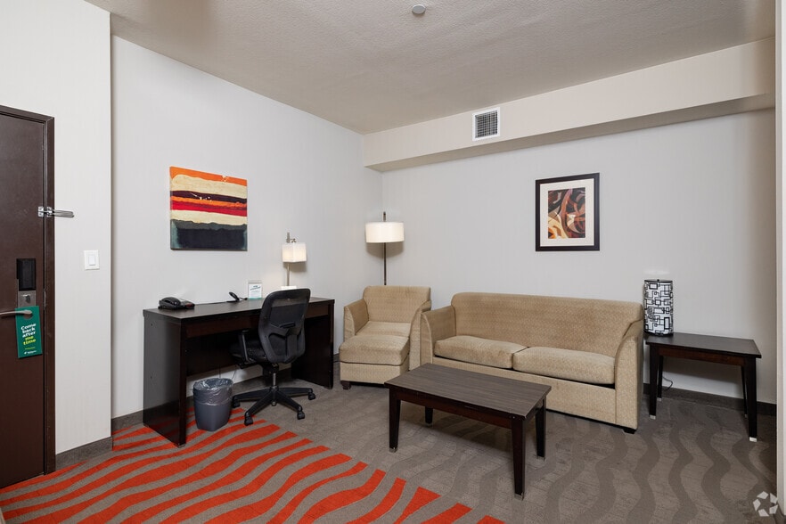 More Photos Of 4606 Westway Park Blvd, Houston Hotel For Sale