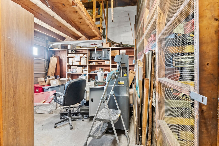 More Photos Of 1336 Main St, Dillwyn Auto Dealership For Sale