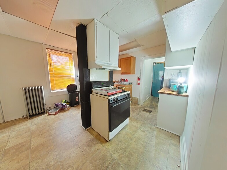 More Photos Of 202 Macdade Blvd, Collingdale Apartments For Sale