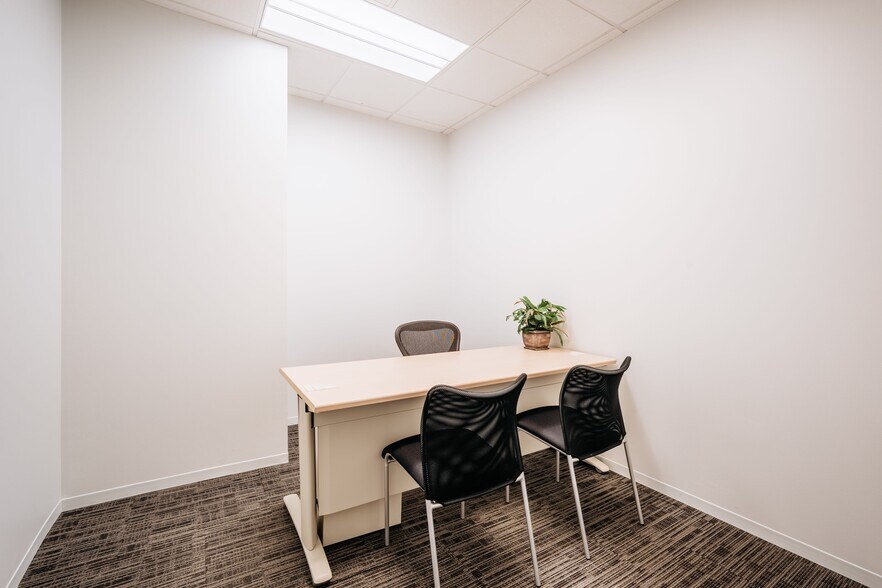 More Photos Of 1910 Towne Centre Blvd, Annapolis Coworking Space