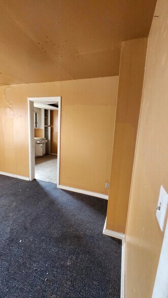 More Photos Of 406 Lfd Dr, Littlefield Apartments For Sale