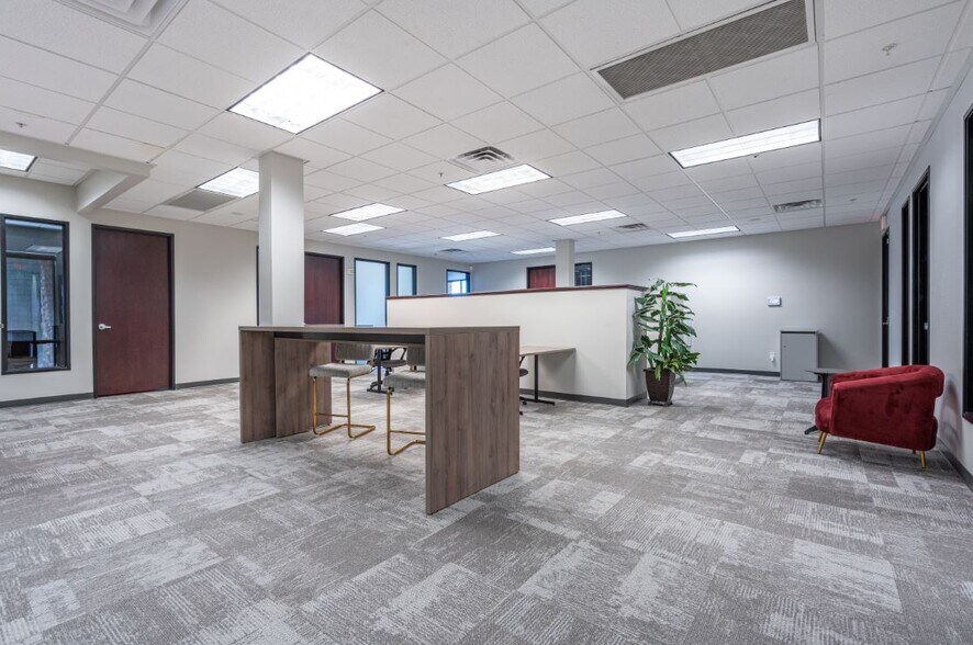 More Photos Of 2450 Saint Rose Pky, Henderson Office For Lease