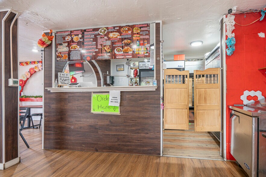 More Photos Of 3103 Highway 20, Sweet Home Restaurant For Sale