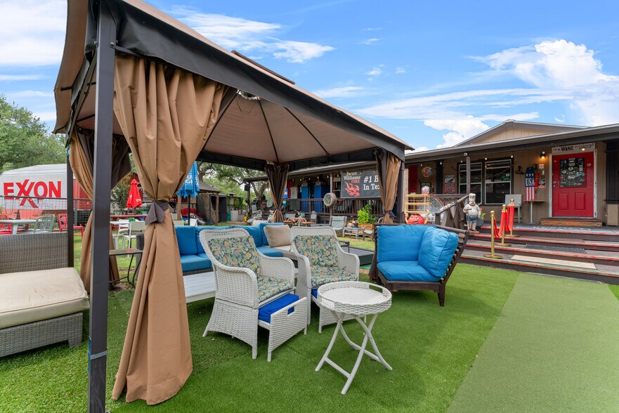 More Photos Of 33855 Blanco Rd, Bulverde Bar For Sale