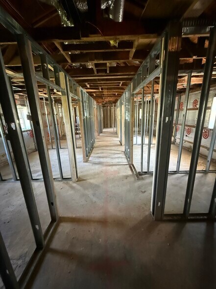 More Photos Of 1323 Rt 34 N, Aberdeen Office For Lease