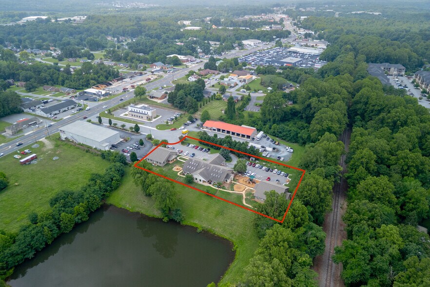 More Photos Of 1071 Woodberry Square Pl, Lynchburg Office For Sale