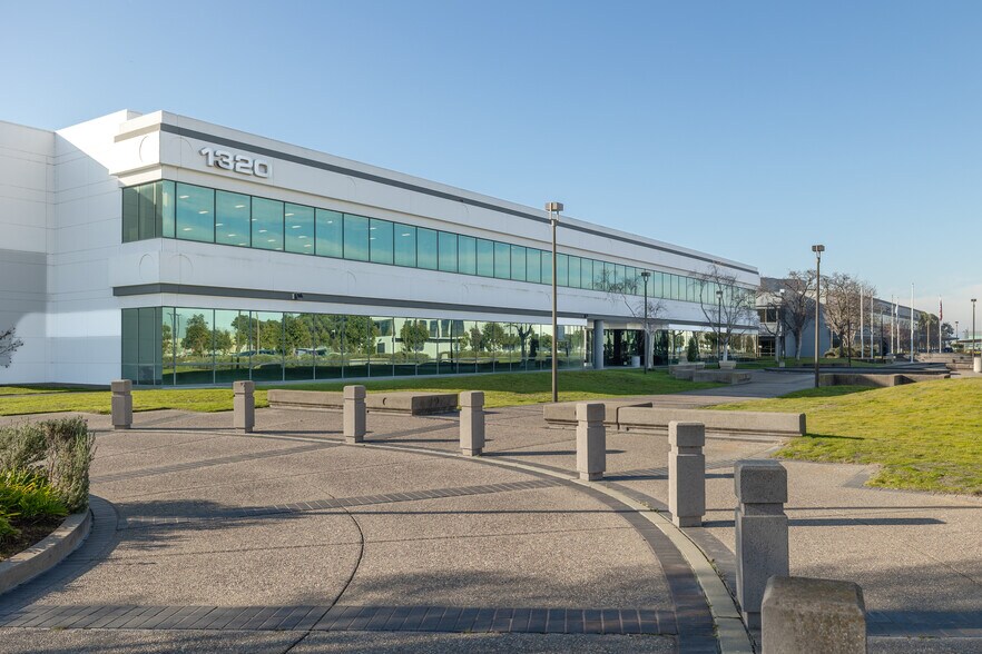 More Photos Of 1310-1430 Harbor Bay Pky, Alameda Unknown For Sale