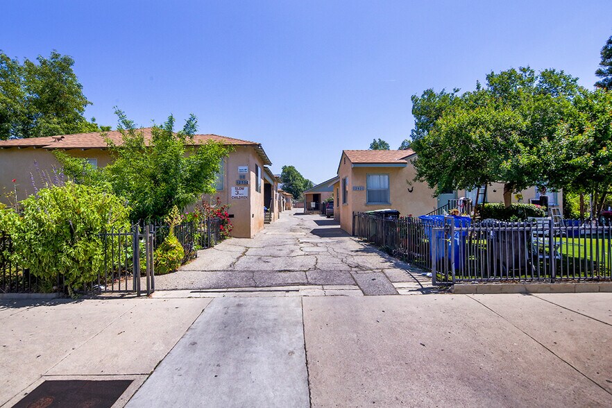 More Photos Of 12528 Bradley Ave, Sylmar Apartments For Sale