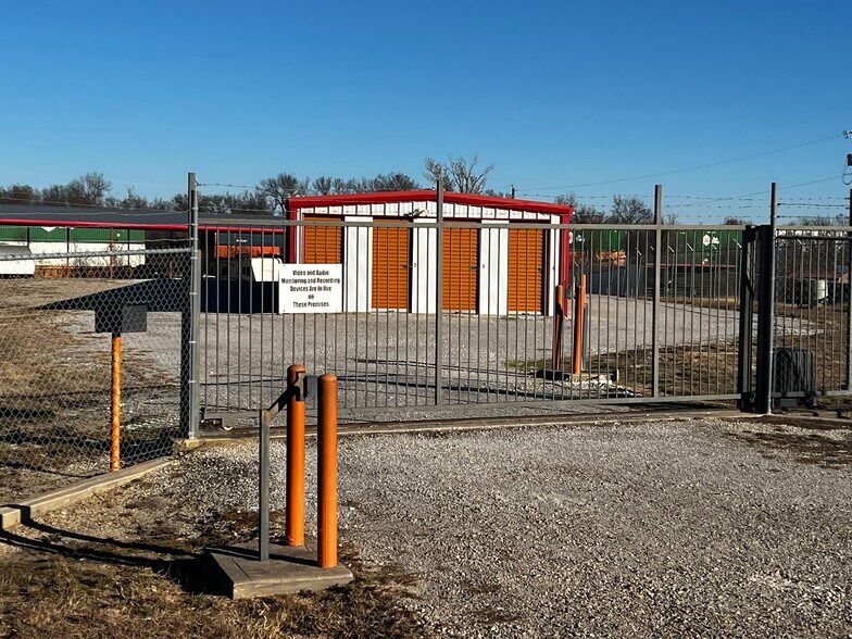 Primary Photo Of 665 Old Millsap Rdg, Millsap Industrial For Sale