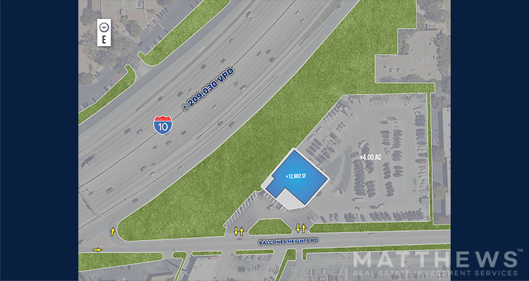 More Photos Of 141 N Balcones Rd, San Antonio Showroom For Lease