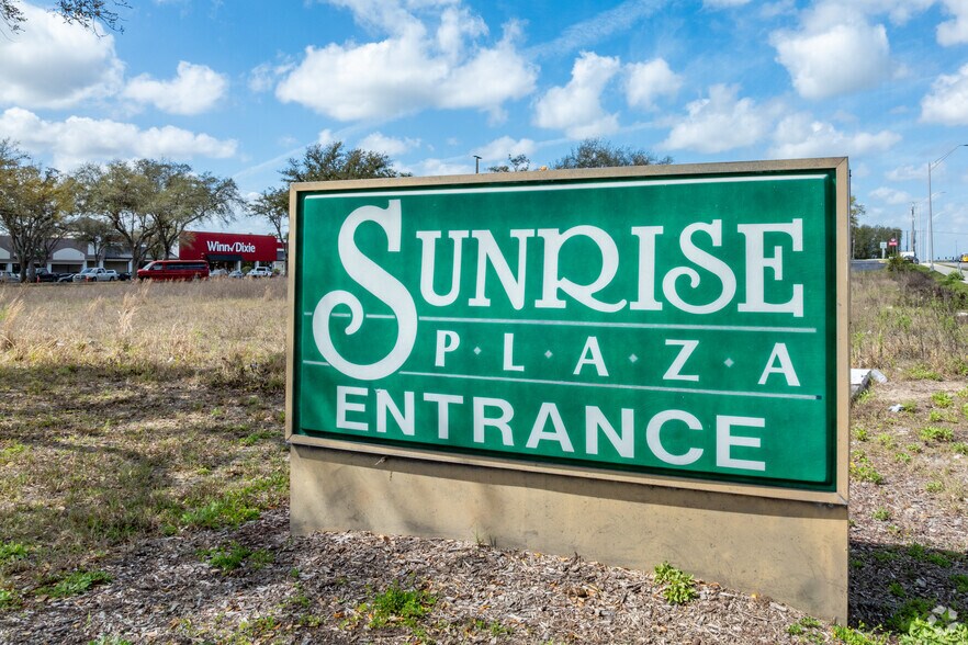 More Photos Of 31070 Cortez Blvd, Brooksville Unknown For Lease