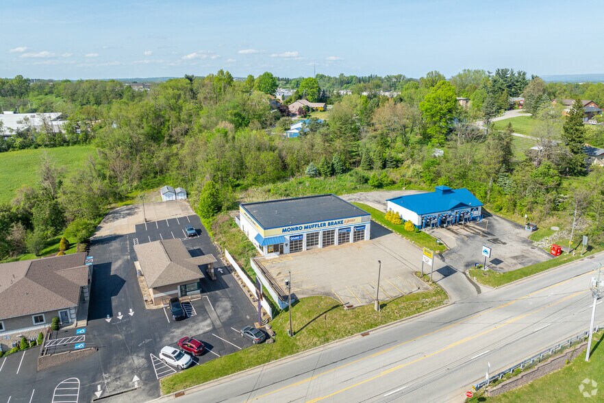 More Photos Of 272 McClellandtown Rd, Uniontown Freestanding For Lease