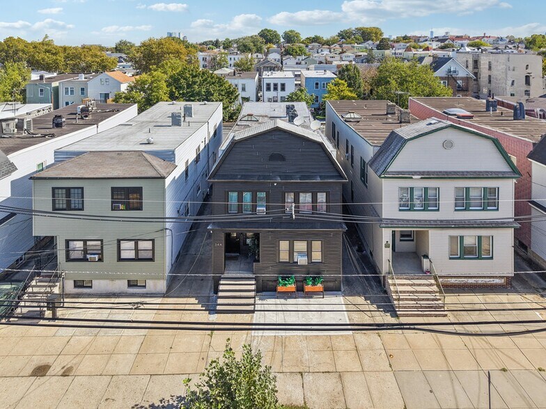 More Photos Of 344 Danforth Ave, Jersey City Multifamily For Sale