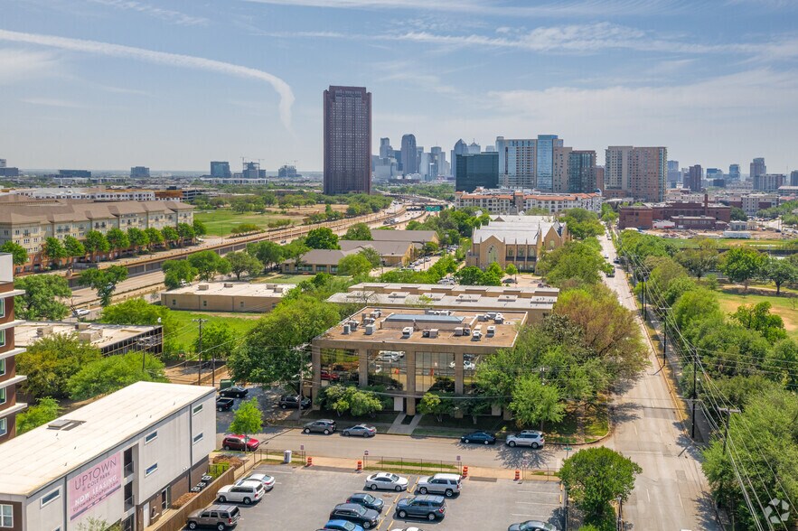 More Photos Of 4054 McKinney Ave, Dallas Office For Lease