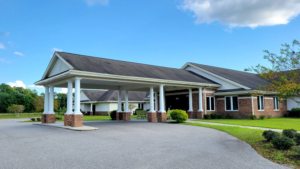 Primary Photo Of 260 Watson Heritage Rd, Loris Assisted Living For Sale