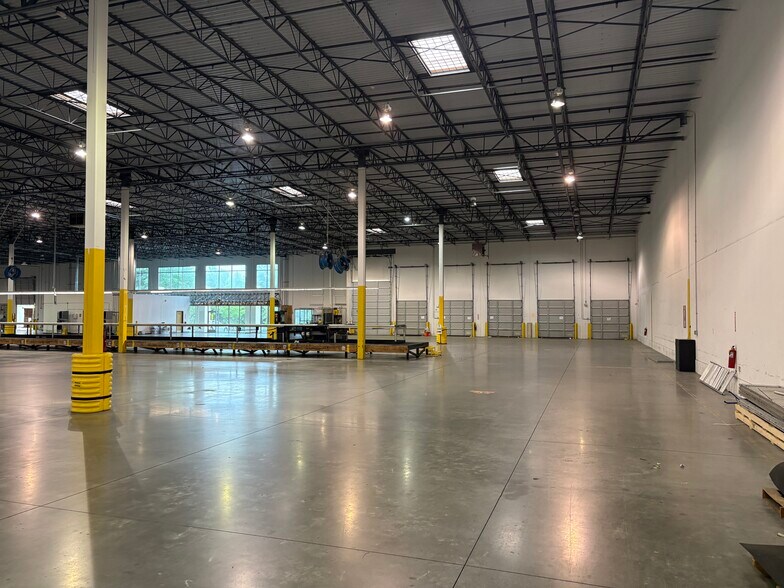 More Photos Of 1920 Shiloh Rd NW, Kennesaw Warehouse For Lease