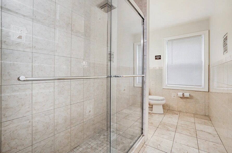 More Photos Of 510 N Broadway, White Plains Office For Sale