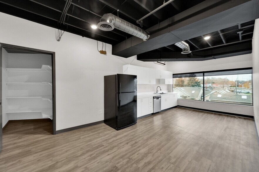 More Photos Of 5965 S 900 E, Salt Lake City Office For Lease