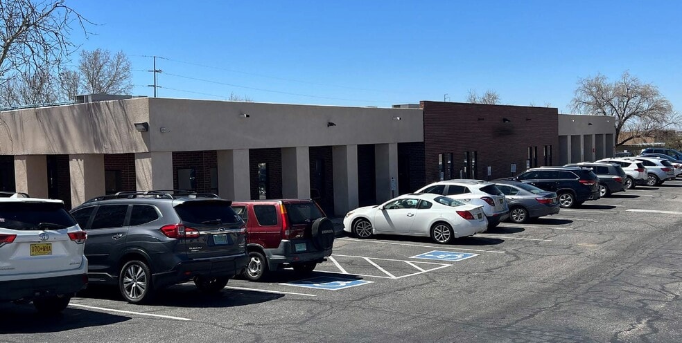 More Photos Of 9901 Montgomery Blvd NE, Albuquerque Veterinarian Kennel For Sale