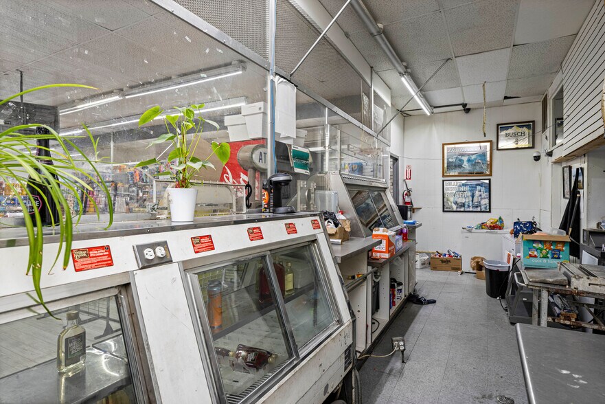 More Photos Of 10644 Morang Dr, Detroit Storefront For Sale