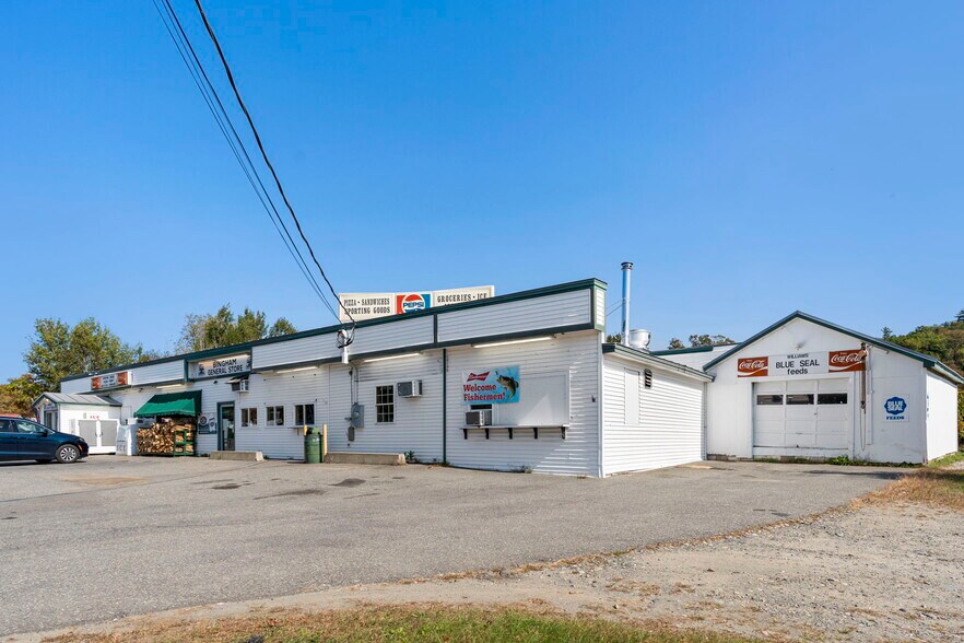 More Photos Of 409 Main St, Bingham Convenience Store For Sale