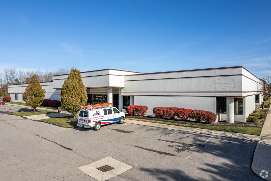 Primary Photo Of 774 Park Meadow Rd, Westerville Office For Lease