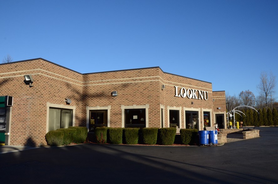 More Photos Of 1388 State St, Lemont Carwash For Lease