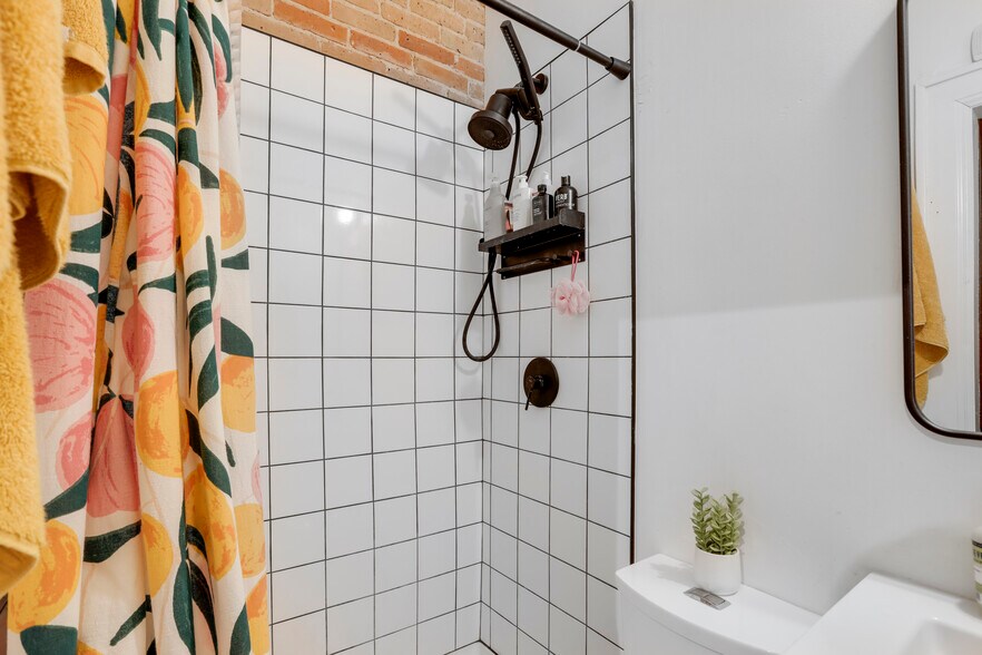 More Photos Of 1568 Vine St, Denver Apartments For Sale