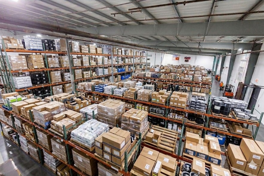 More Photos Of 3549 Hempland Rd, Lancaster Warehouse For Lease