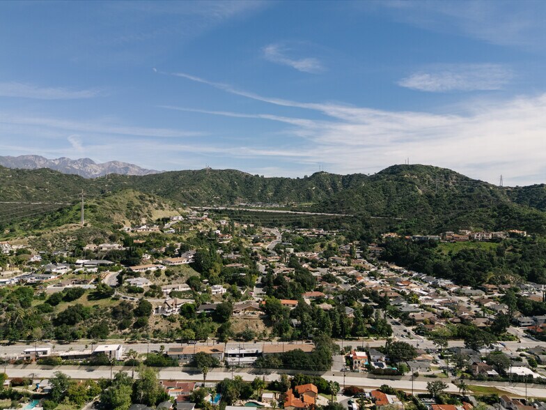 More Photos Of 2505 Canada Blvd, Glendale Office For Sale
