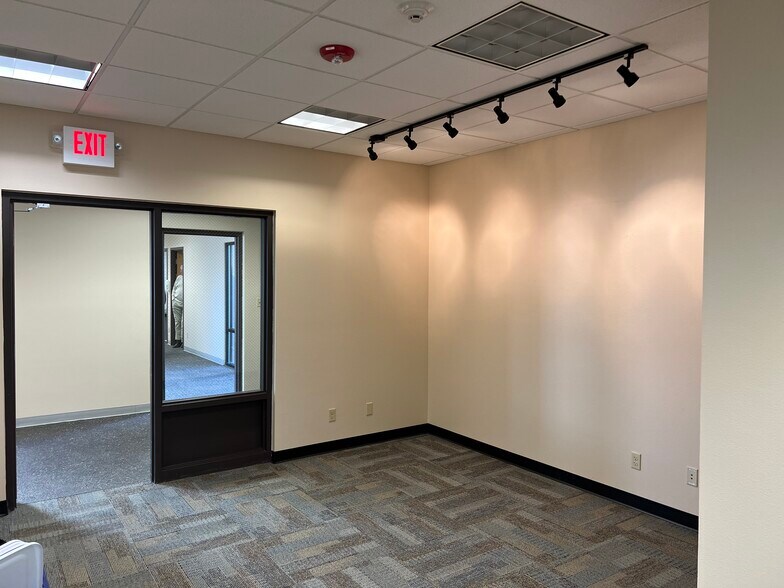 More Photos Of 415 N Roosevelt St, Kennewick Office For Lease